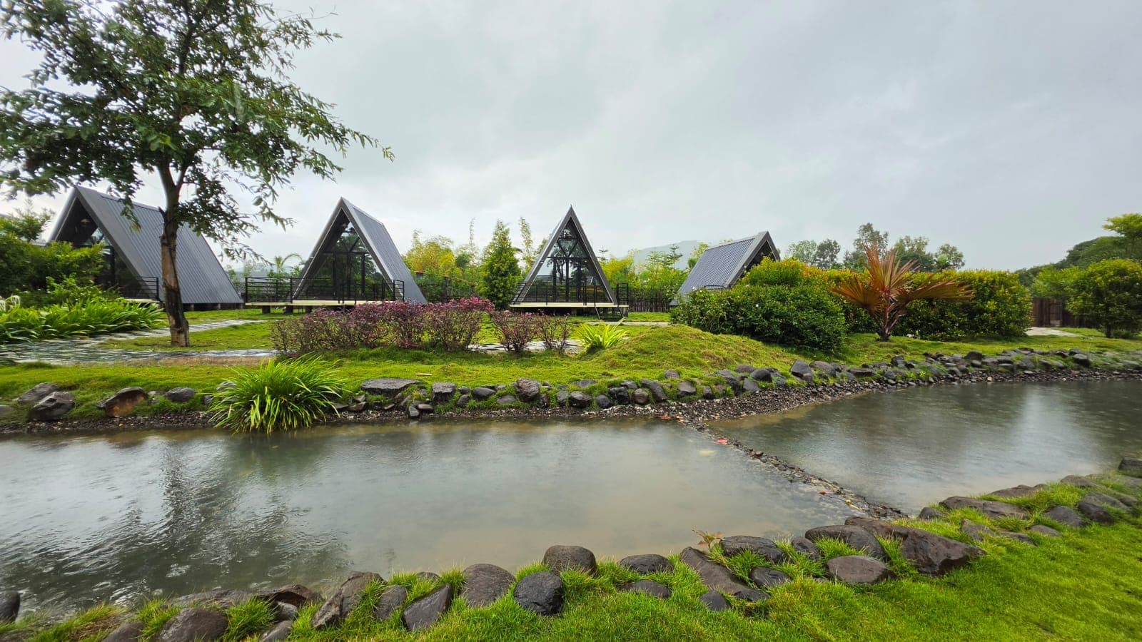 Outdoor cottage setup with garden furniture